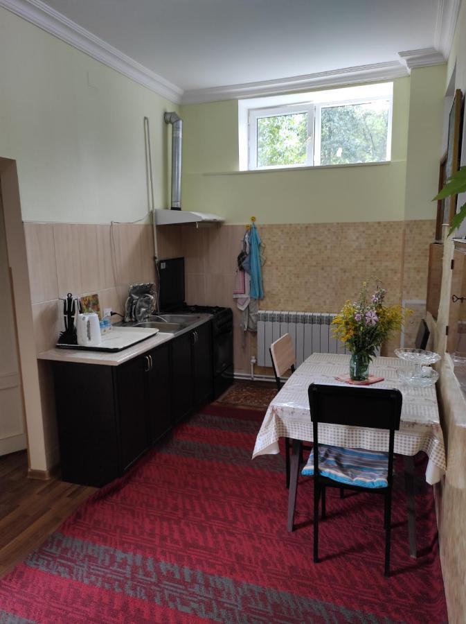 Inexpensive House Panzió Vanadzor Kültér fotó