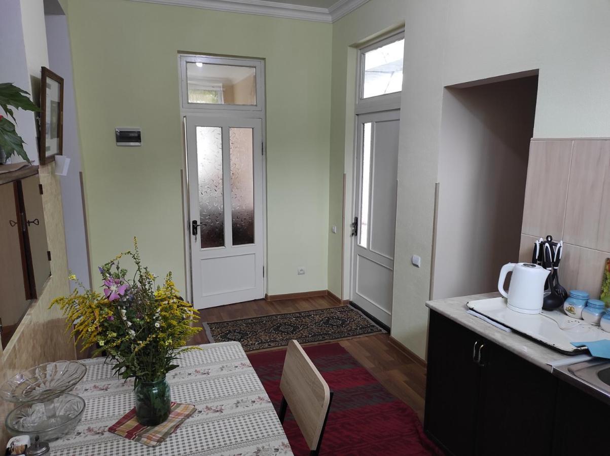 Inexpensive House Panzió Vanadzor Kültér fotó