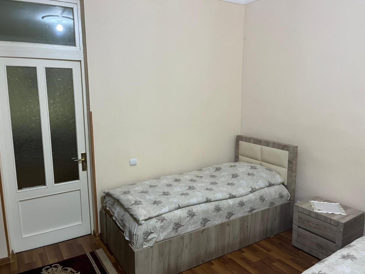 Inexpensive House Panzió Vanadzor Kültér fotó