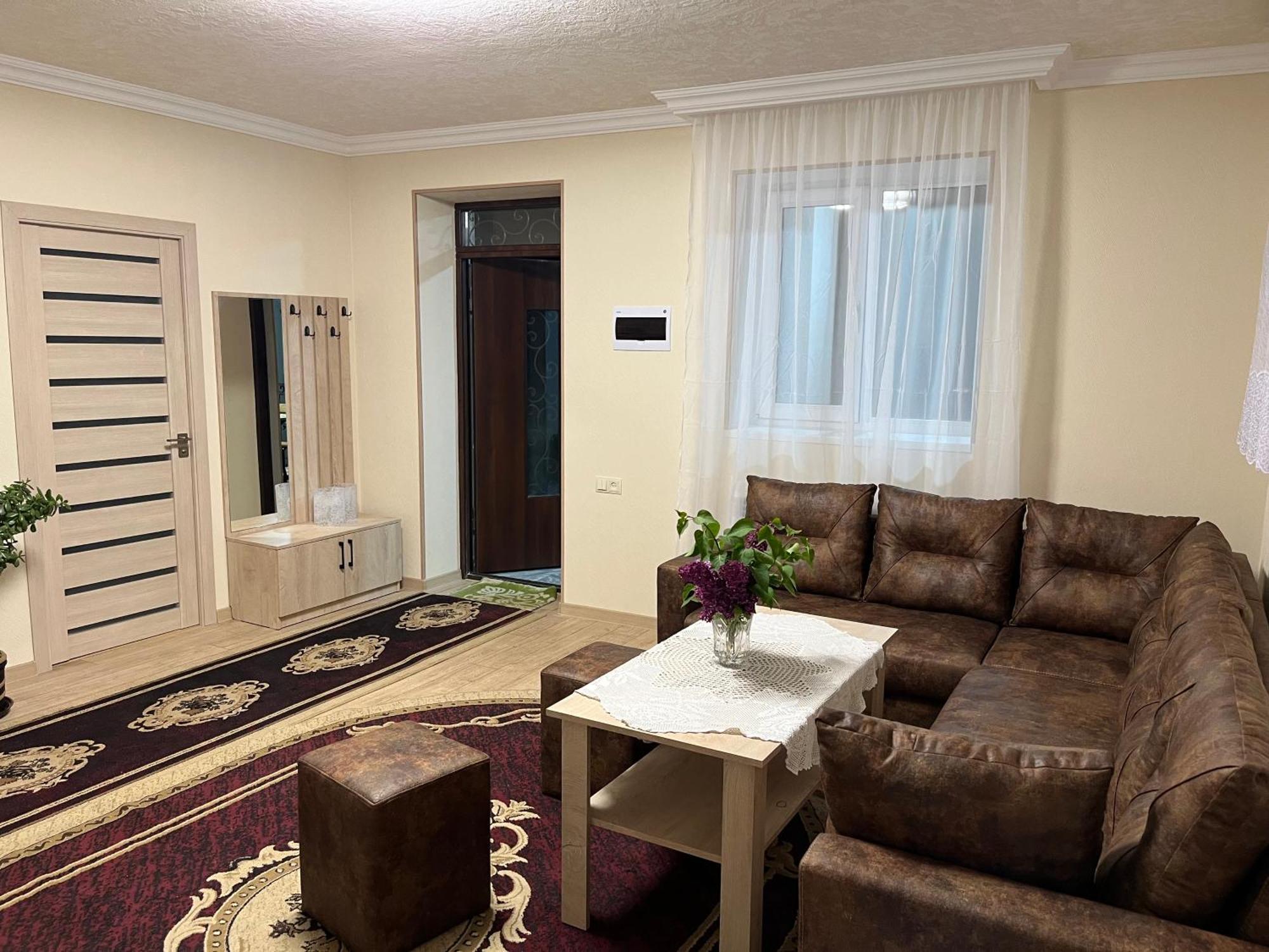 Inexpensive House Panzió Vanadzor Kültér fotó